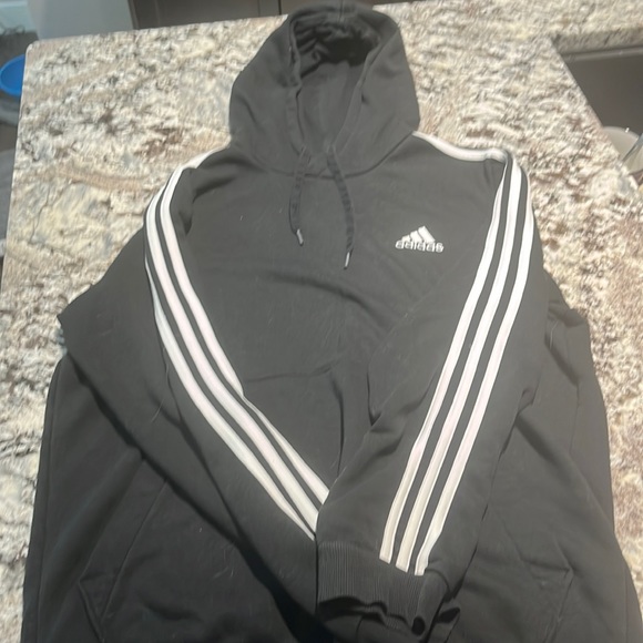 Men’s large black adidas sweater - Picture 1 of 1